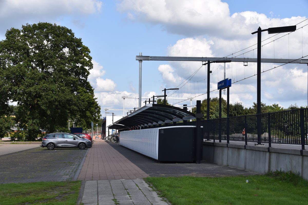 Station Zuid Emmen, Stations